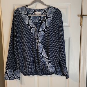 Knox Rose Women's Navy Blue Top
